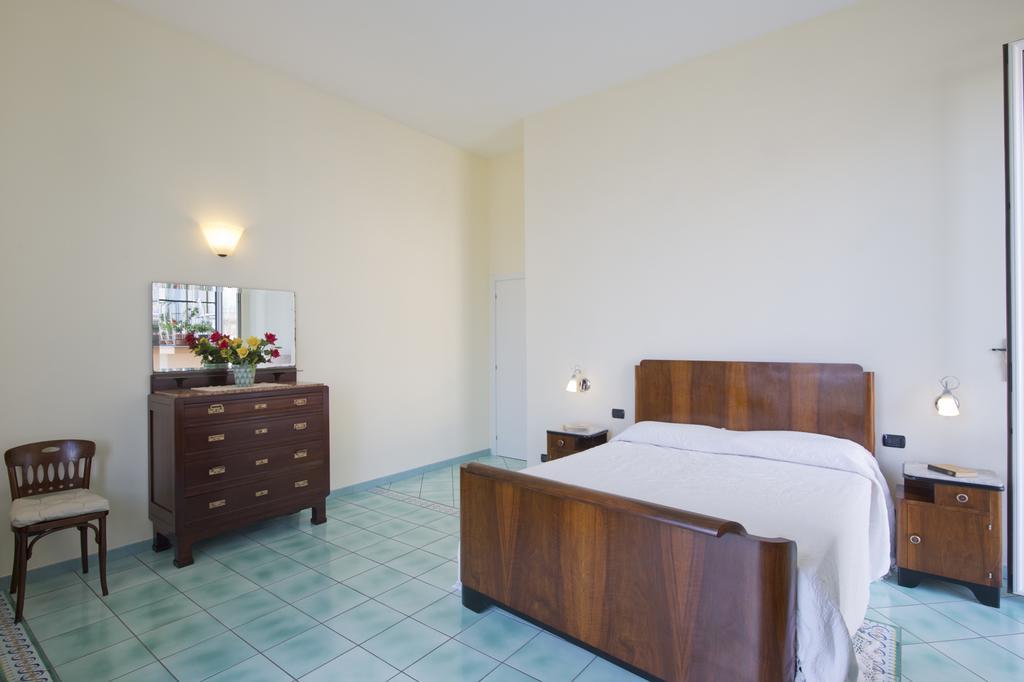 Palazzo Della Monica Apartment Vietri sul Mare Room photo