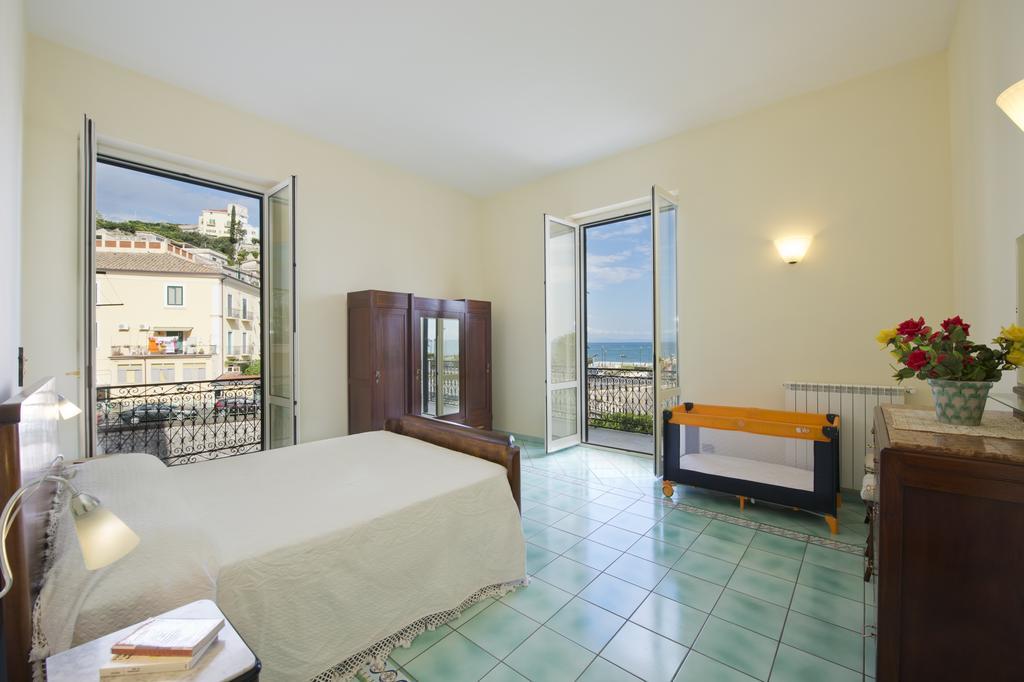 Palazzo Della Monica Apartment Vietri sul Mare Room photo